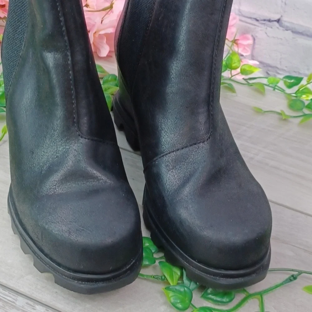 SOREL Joan of Arctic Wedge lll Chelsea Boot NWOB